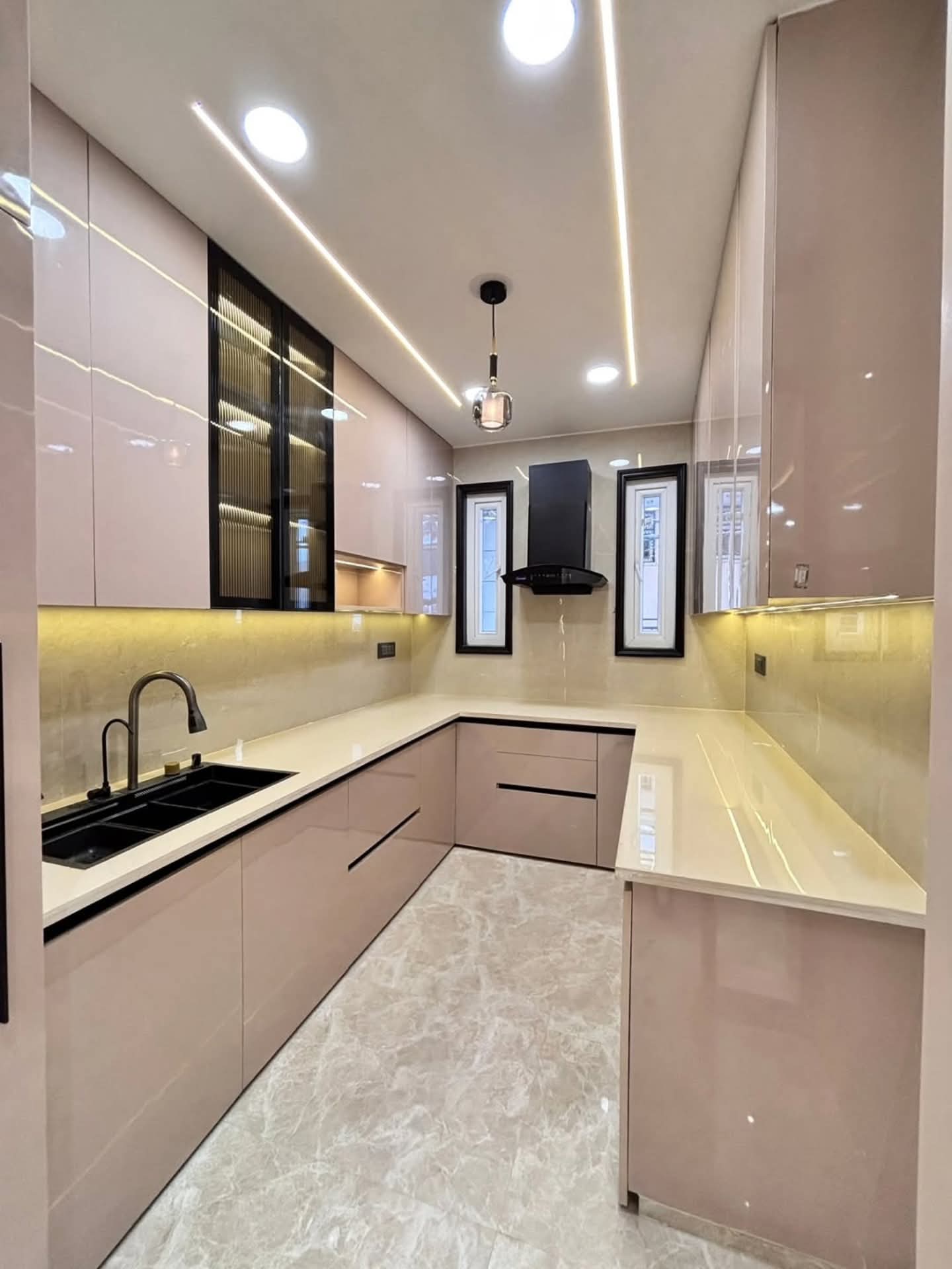 3 BHK flat interior design in Newtown